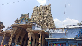 Front view of Pavanasar Temple