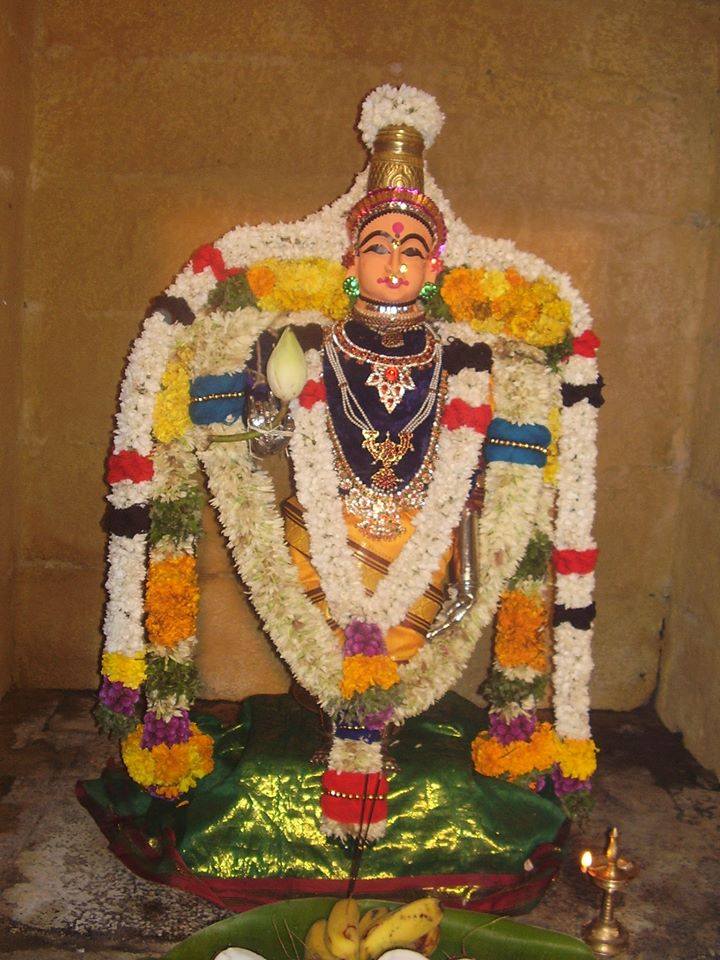 Urshavar decorated with santhanam in the ganapathi temple.