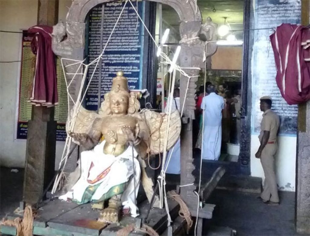 A popular idol in karungulam temple.