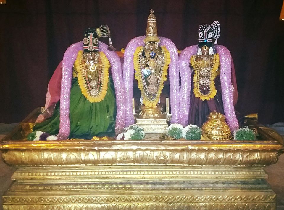 Nanguneri Vanamamalai Thothadrinathar Perumal Temple statues with his two wives decorated with ornaments and flowers.