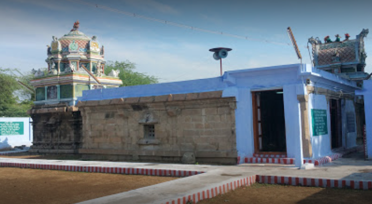 Inner premises of the Kodaganallur Kailsanathar temple with a door to the side entrance of the temple