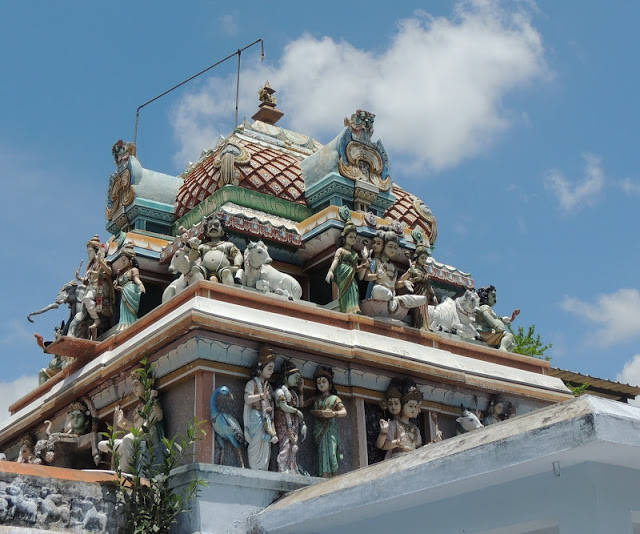 Closeup shot of the colourful gopuram of Serndhapoomangalam Kailasanathar temple