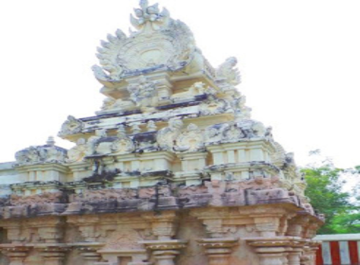 A view of Thenthiruperai Kailasanathar temple gopuram